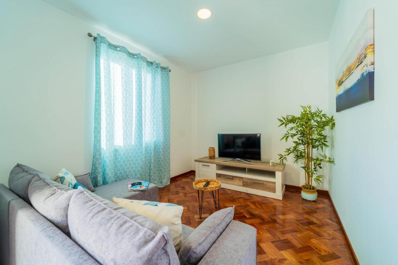 Villa Ajuda Cozy House à Funchal  Extérieur photo